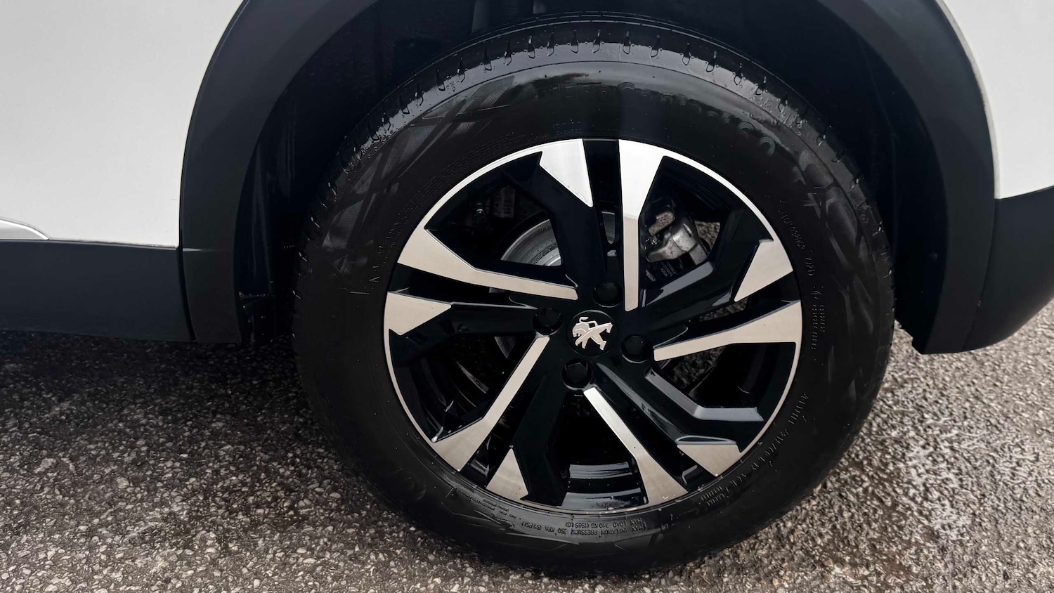 Used Peugeot 2008 2022 for sale - 77698783: Photo 12