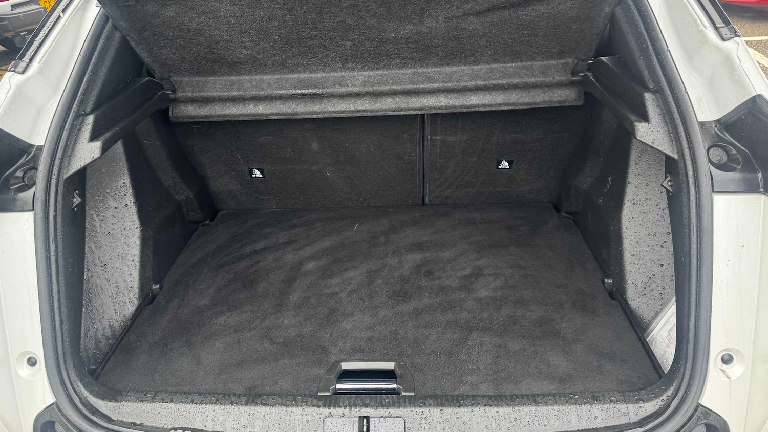 Used Peugeot 2008 2022 for sale - 77698783: Photo 18