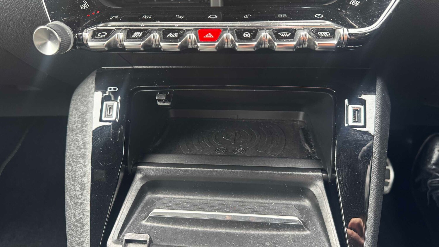 Used Peugeot 2008 2022 for sale - 77698783: Photo 31