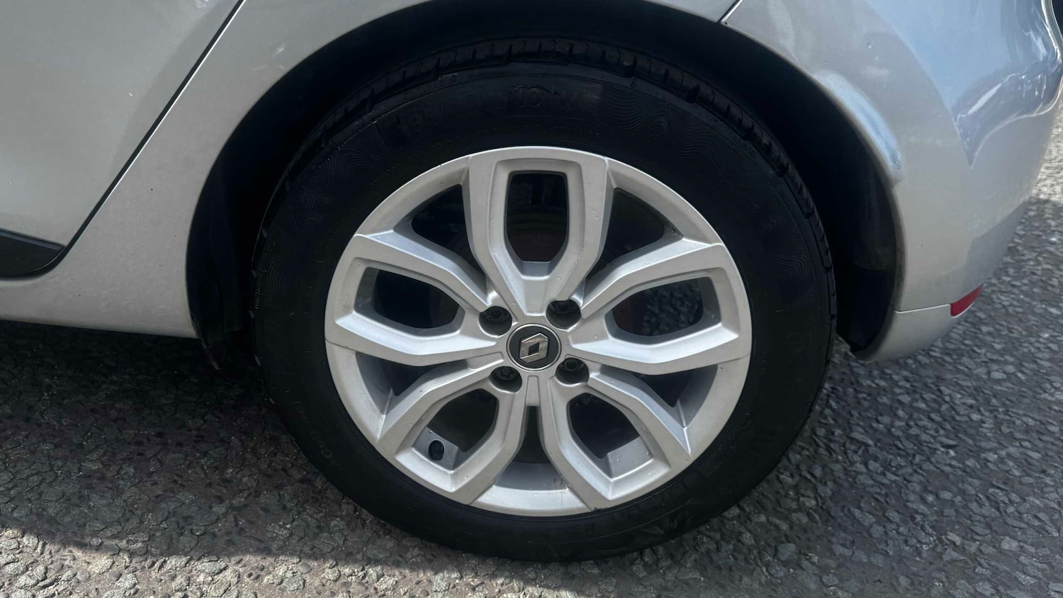 Used Renault Clio 2018 for sale - 78209185: Photo 11