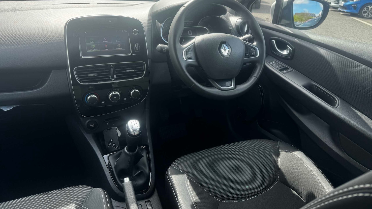 Used Renault Clio 2018 for sale - 78209185: Photo 16