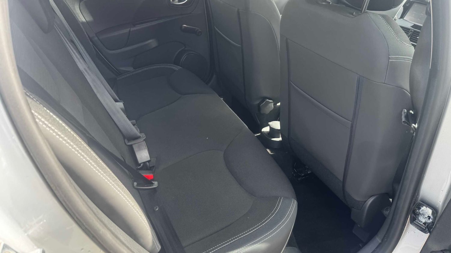 Used Renault Clio 2018 for sale - 78209185: Photo 18