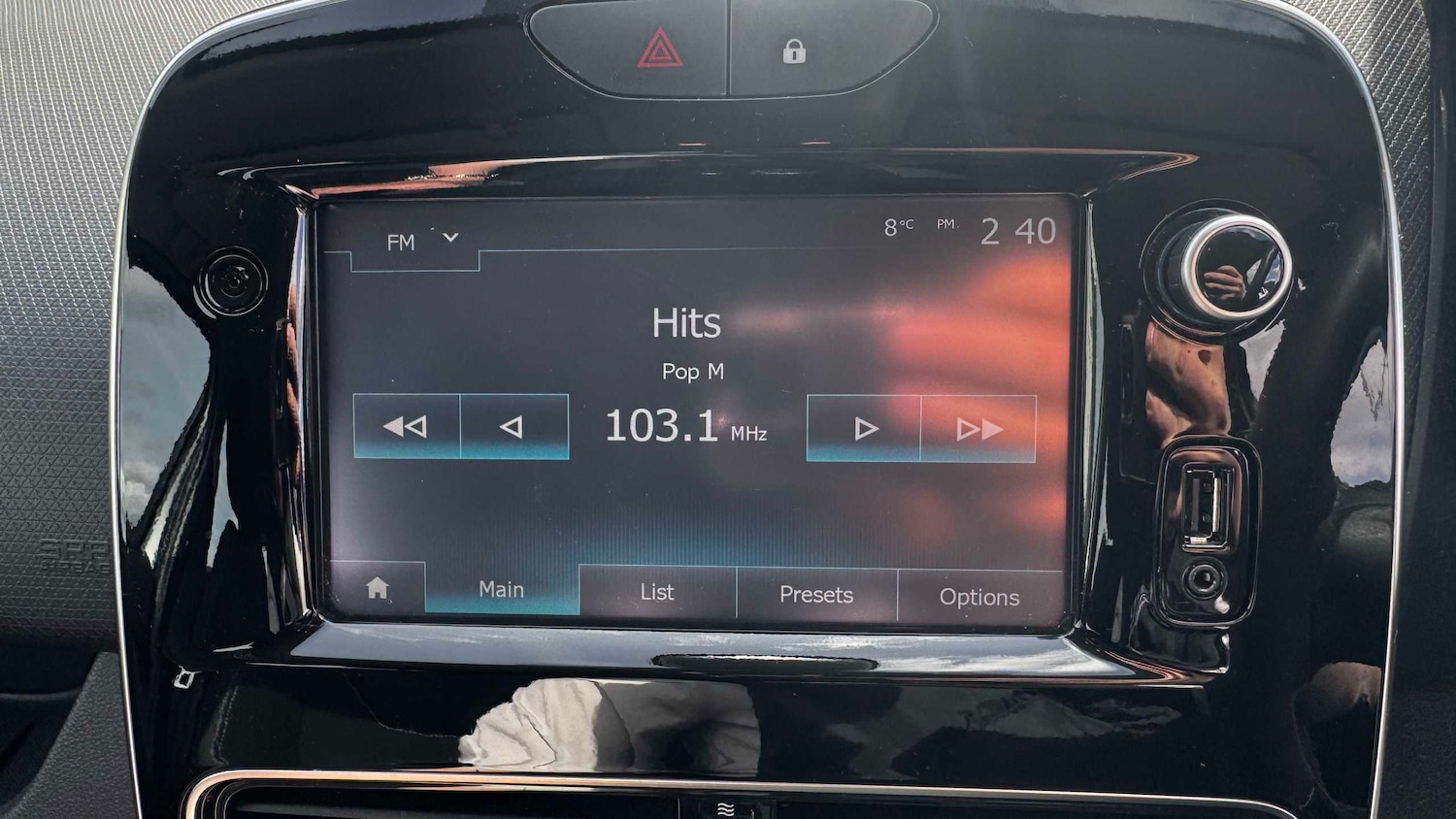 Used Renault Clio 2018 for sale - 78209185: Photo 29