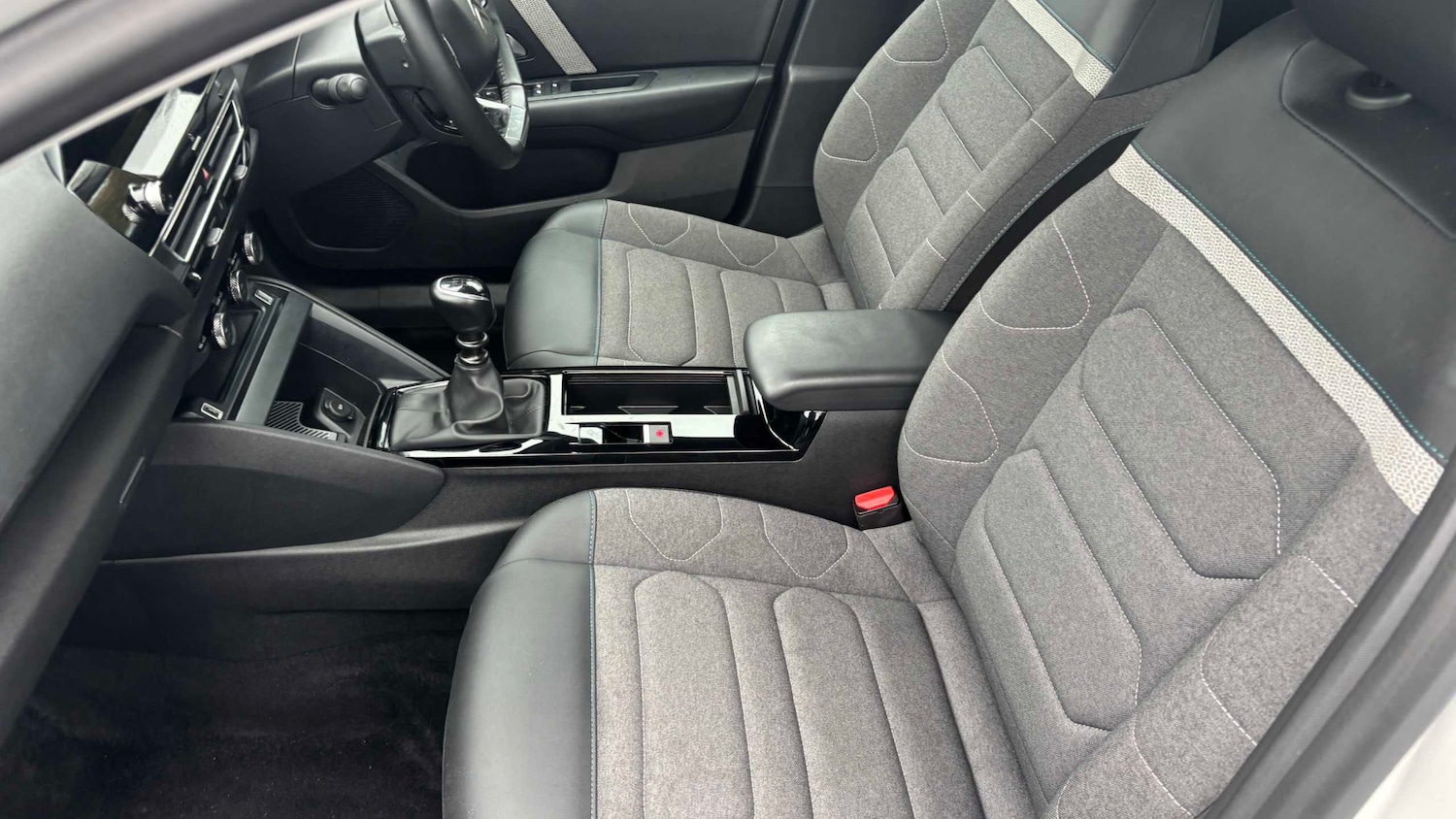 Used Citroen C4 2023 for sale - 76564342: Photo 28