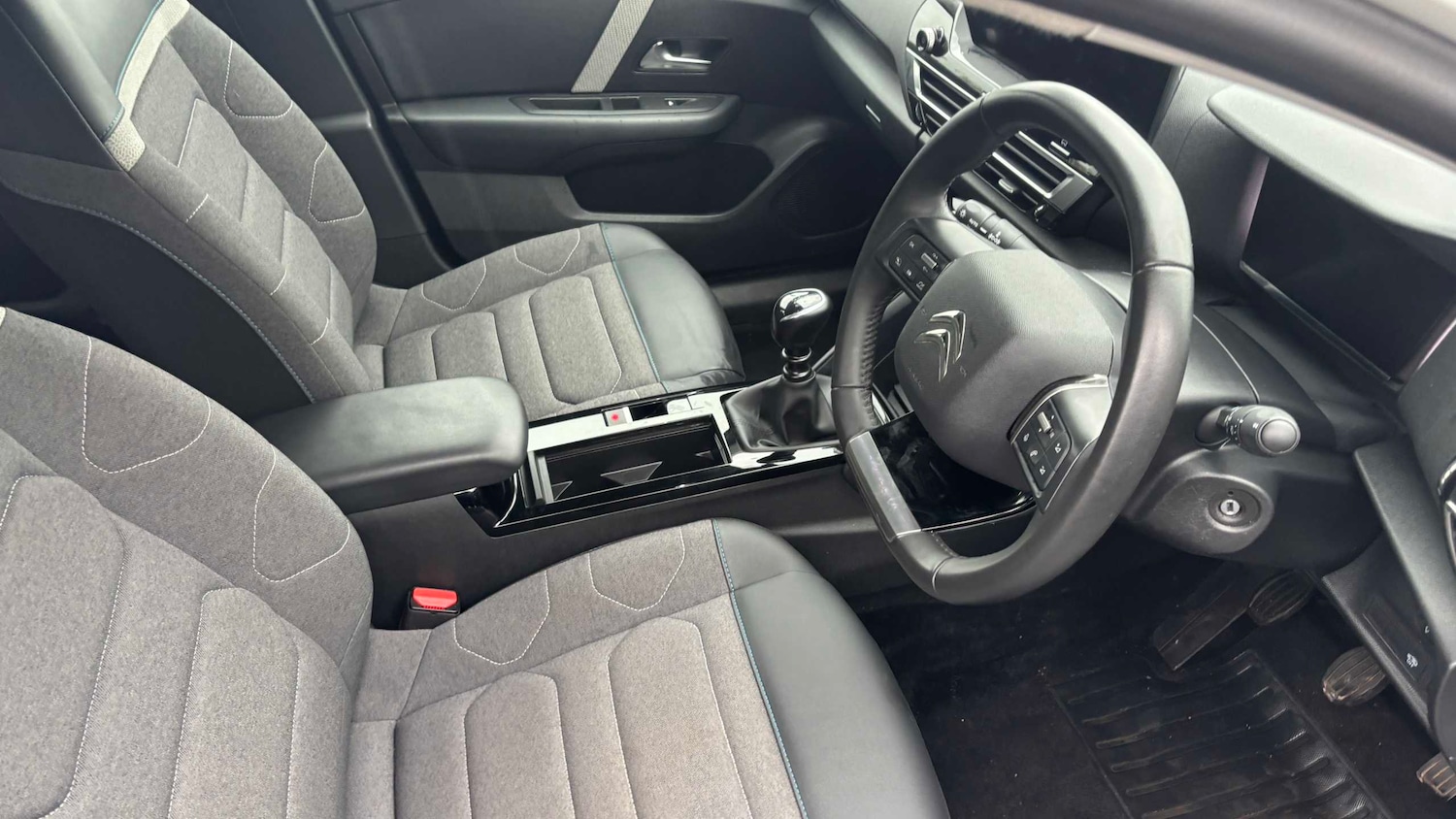 Used Citroen C4 2023 for sale - 76564342: Photo 34