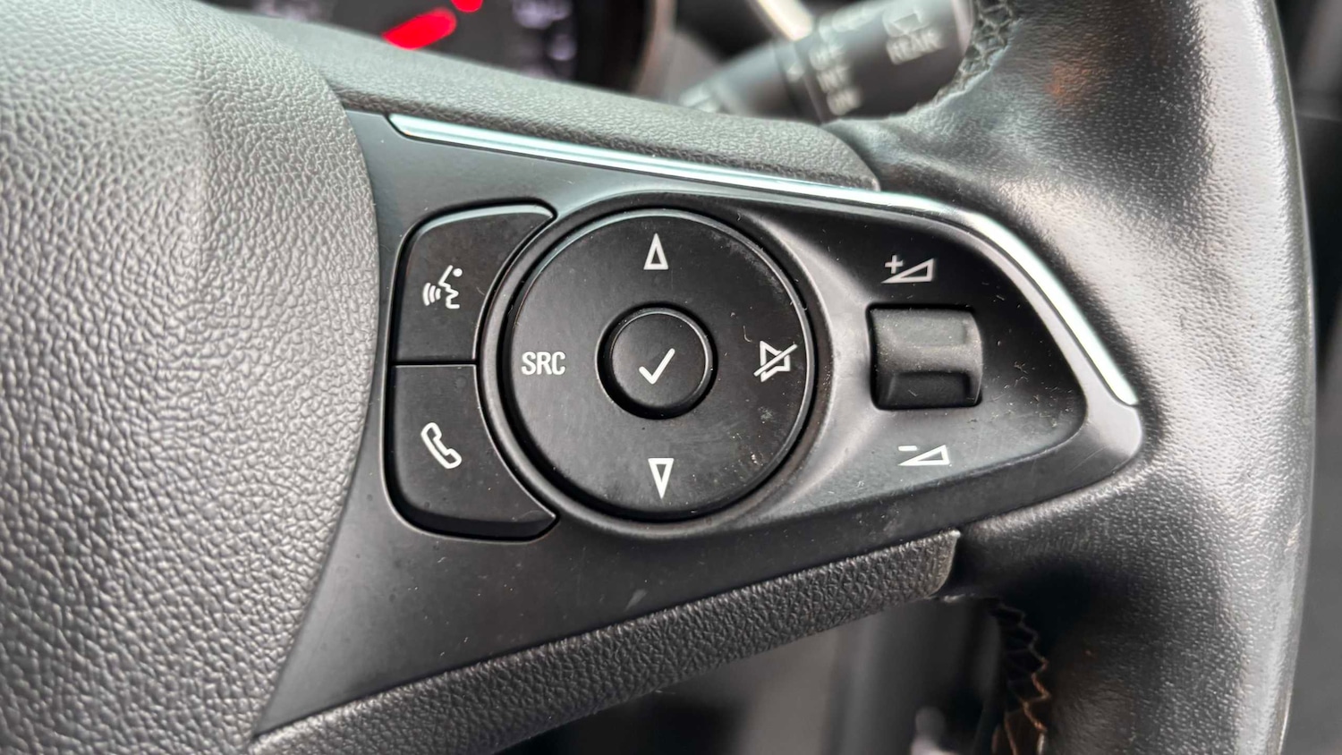 Used Vauxhall Crossland 2022 for sale - 76501757: Photo 25