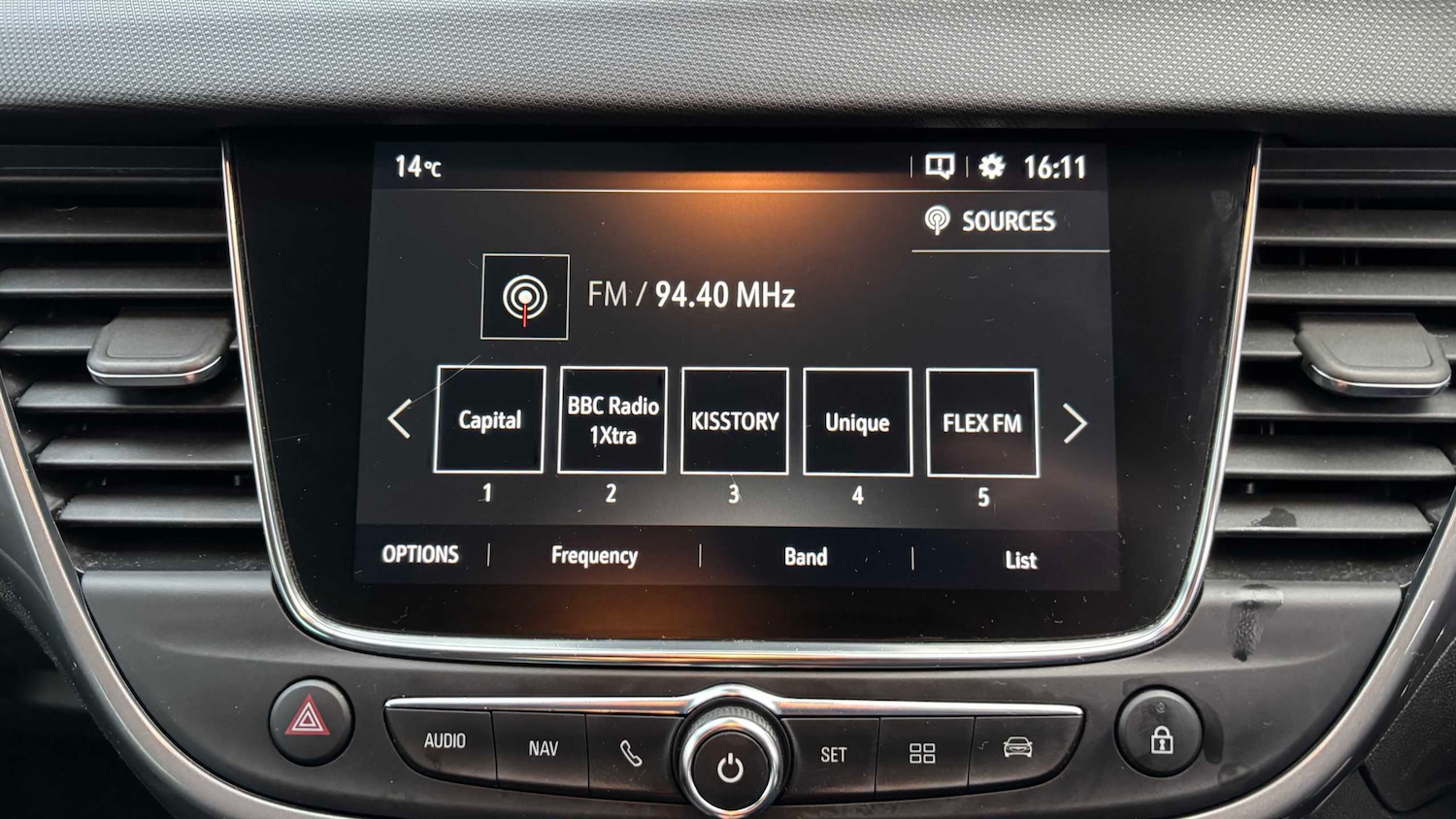 Used Vauxhall Crossland 2022 for sale - 76501757: Photo 32