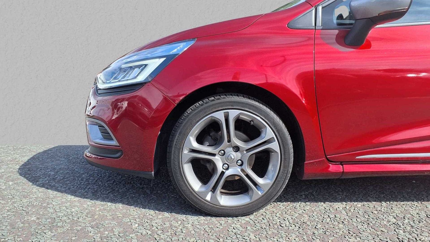 Used Renault Clio 2018 for sale - 76648967: Photo 10
