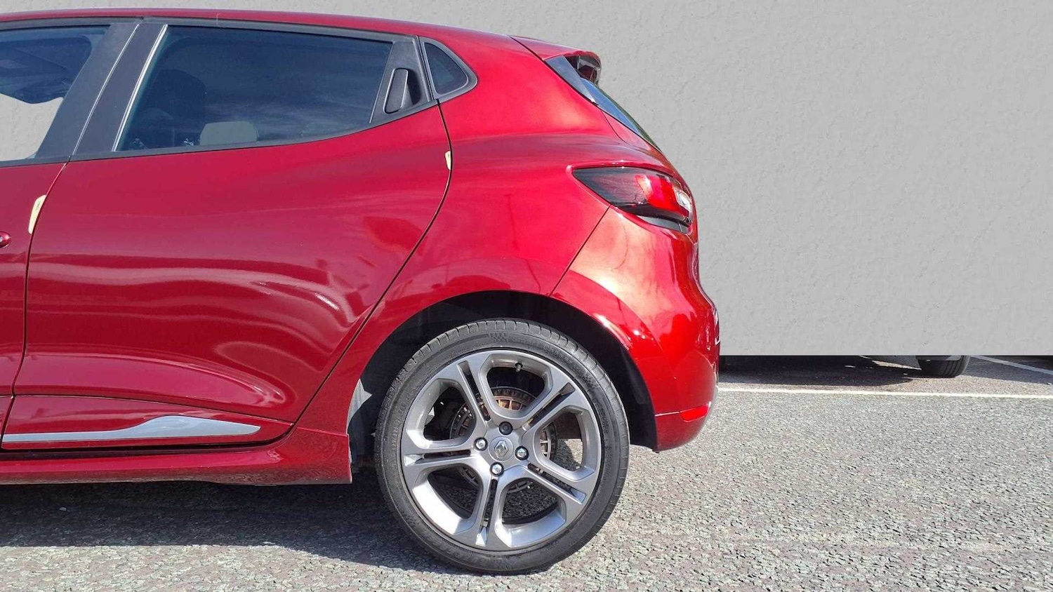 Used Renault Clio 2018 for sale - 76648967: Photo 11