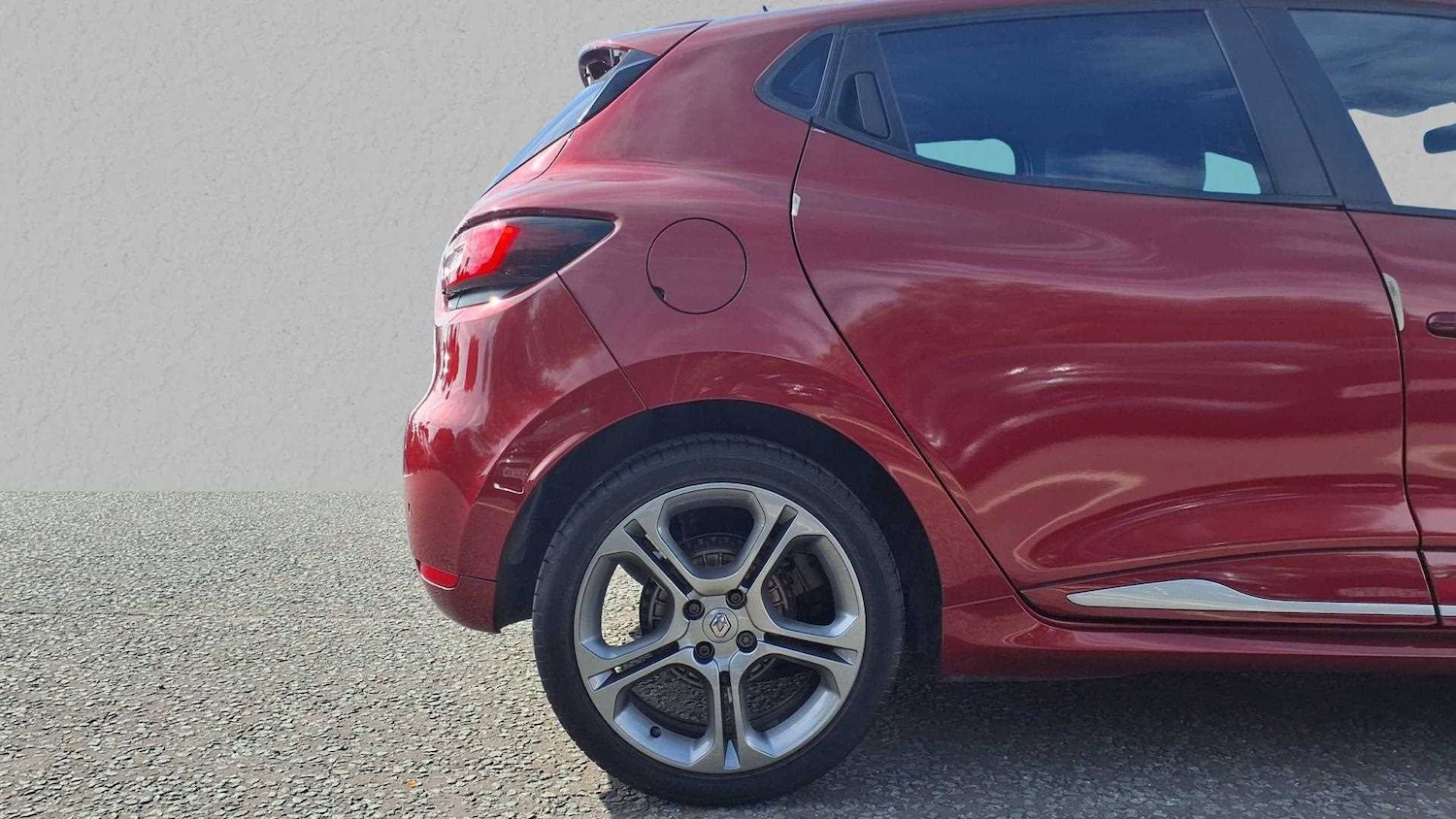 Used Renault Clio 2018 for sale - 76648967: Photo 12