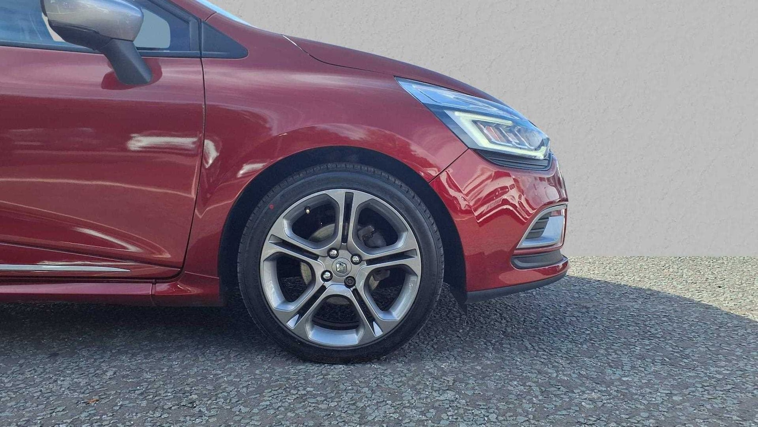 Used Renault Clio 2018 for sale - 76648967: Photo 9