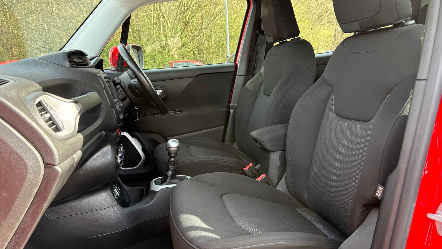 Used Jeep Renegade 2016 for sale - 78118588: Photo 14