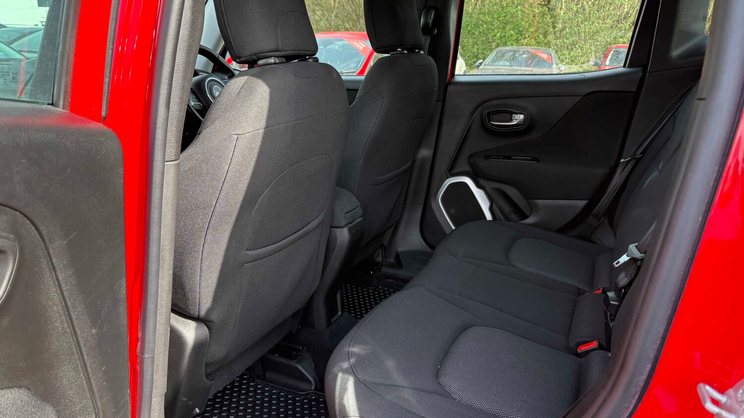 Used Jeep Renegade 2016 for sale - 78118588: Photo 15