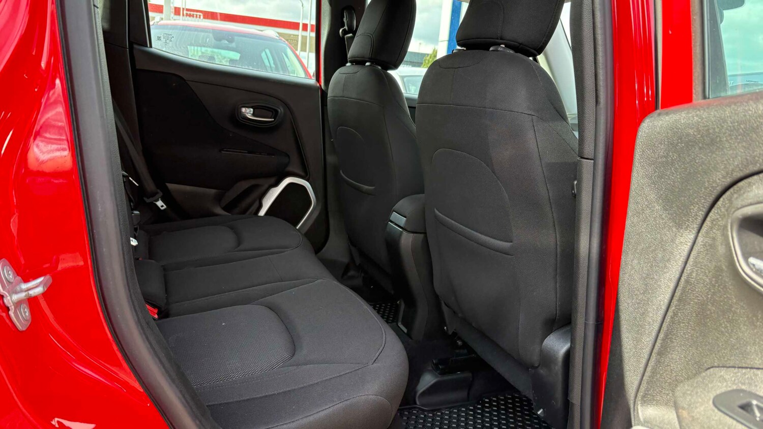 Used Jeep Renegade 2016 for sale - 78118588: Photo 17