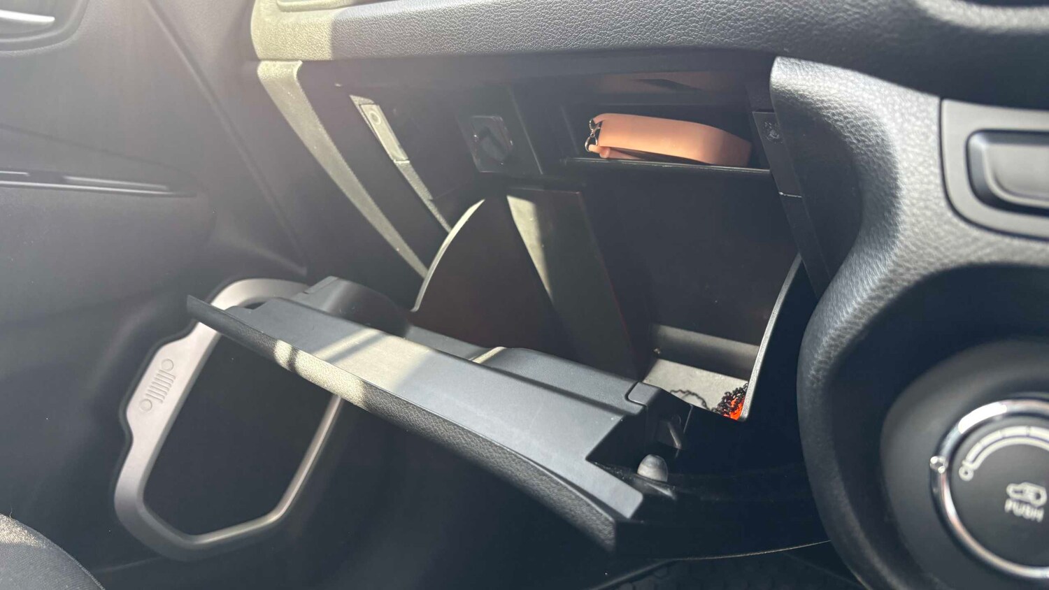 Used Jeep Renegade 2016 for sale - 78118588: Photo 31