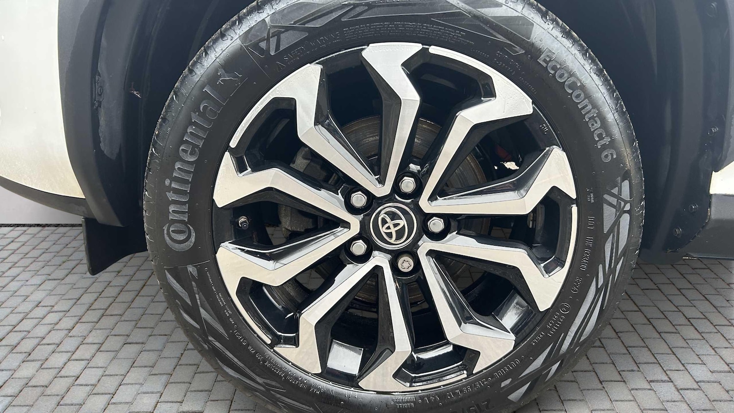 Used Toyota Yaris Cross 2023 for sale - 77334081: Photo 3