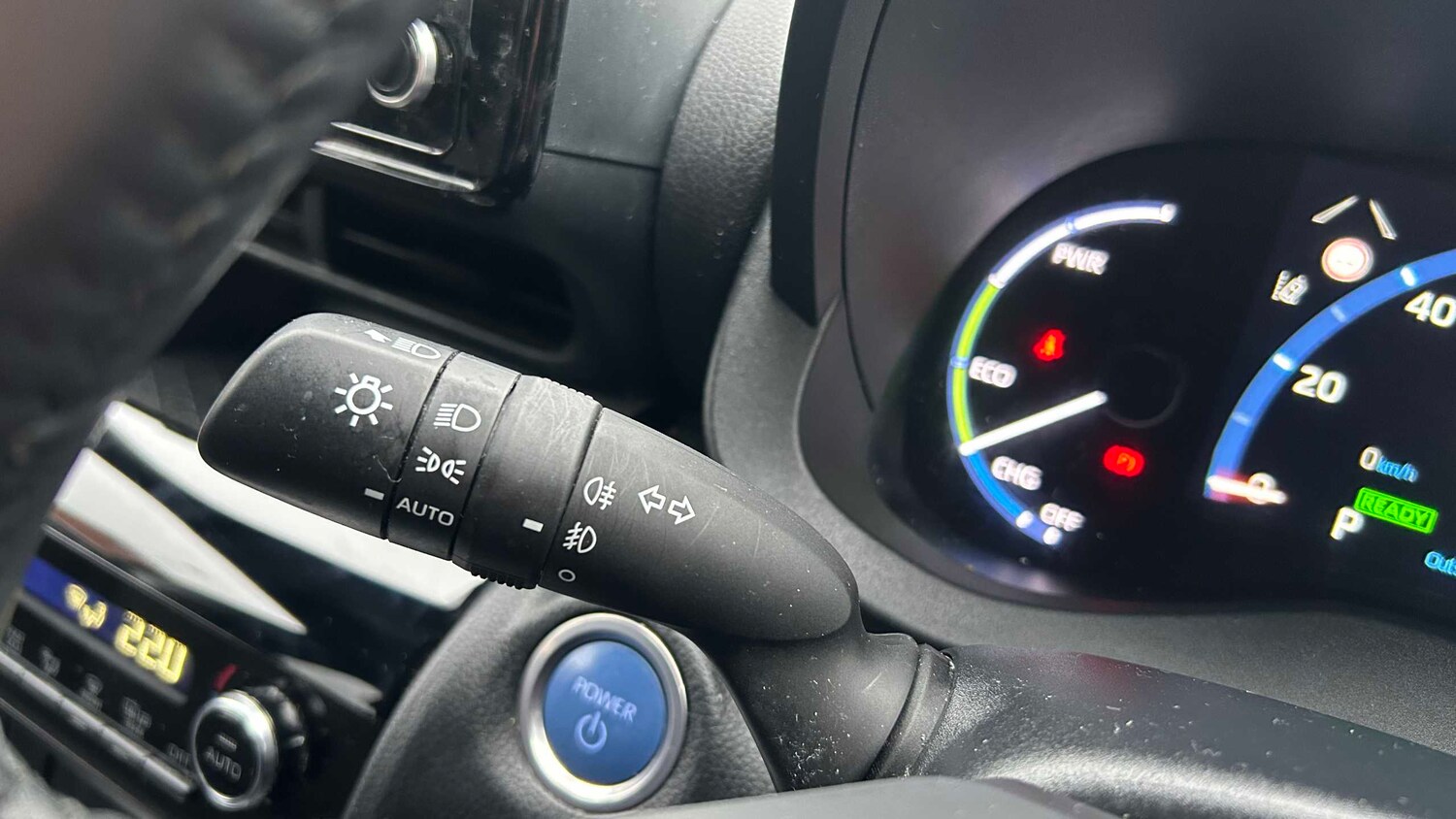 Used Toyota Yaris Cross 2023 for sale - 77334081: Photo 31