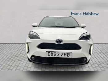 Used Toyota Yaris Cross 2023 for sale - 77334081: Photo