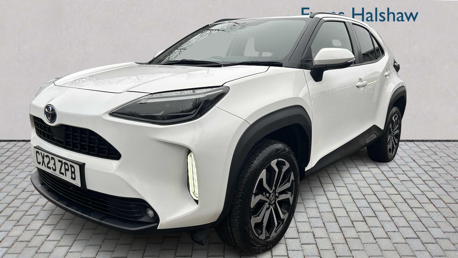 Used Toyota Yaris Cross 2023 for sale - 77334081: Photo 5