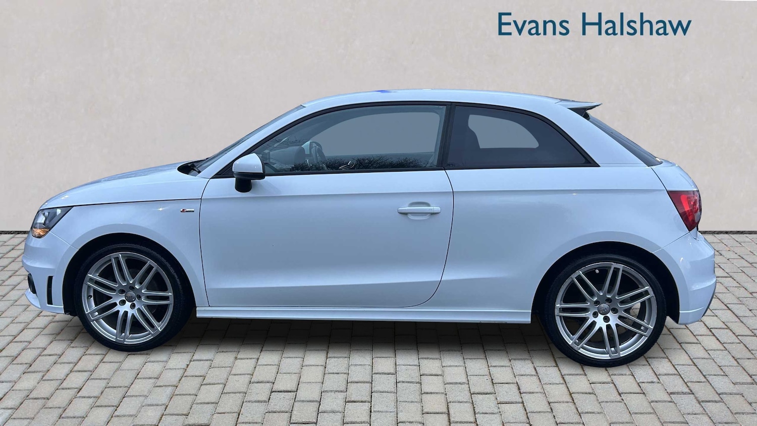Used Audi A1 2013 for sale - 77443312: Photo 8