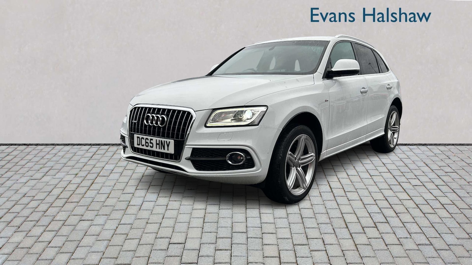 Used Audi Q5 2015 for sale - 76421052: Photo 2