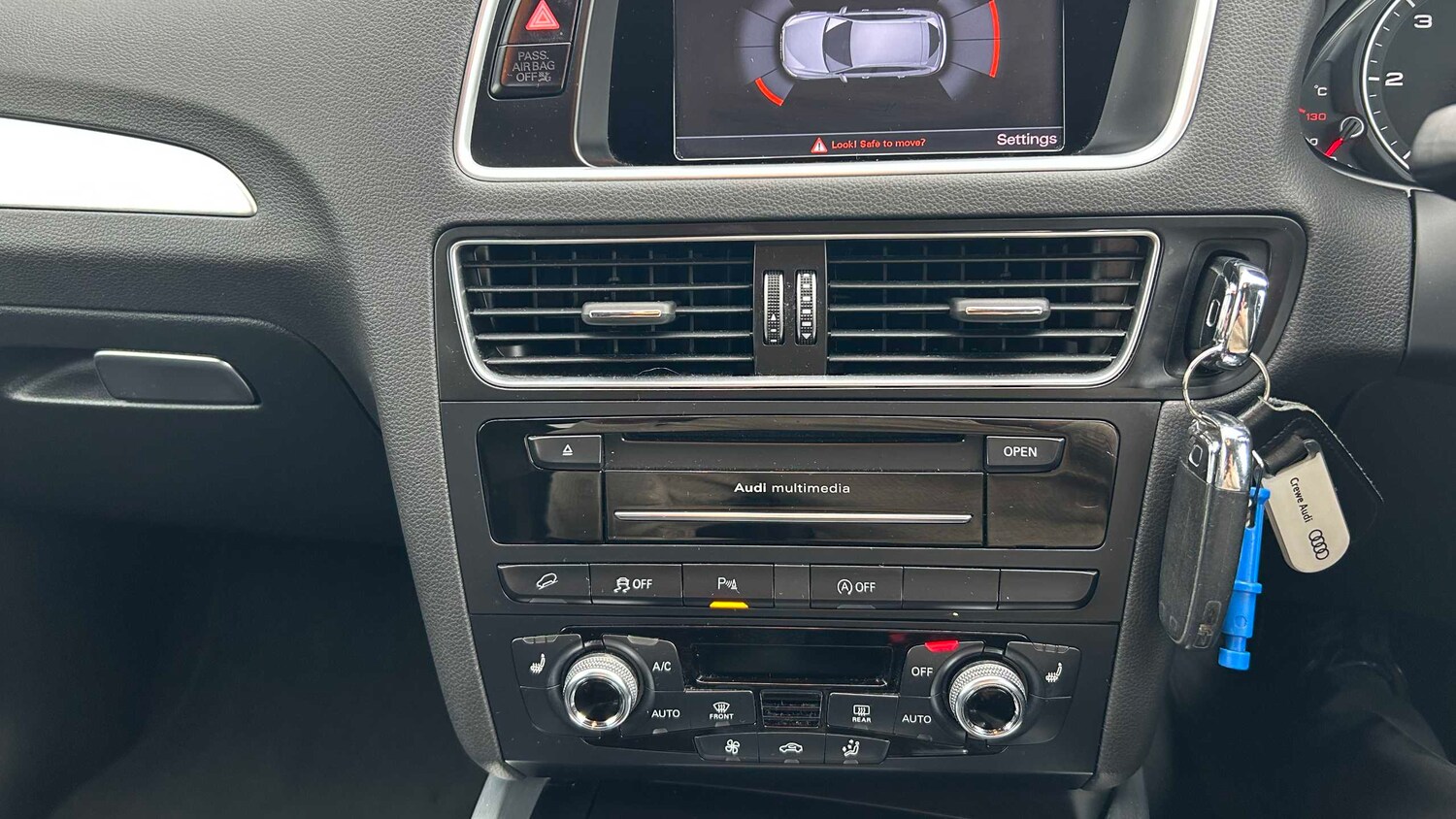 Used Audi Q5 2015 for sale - 76421052: Photo 25