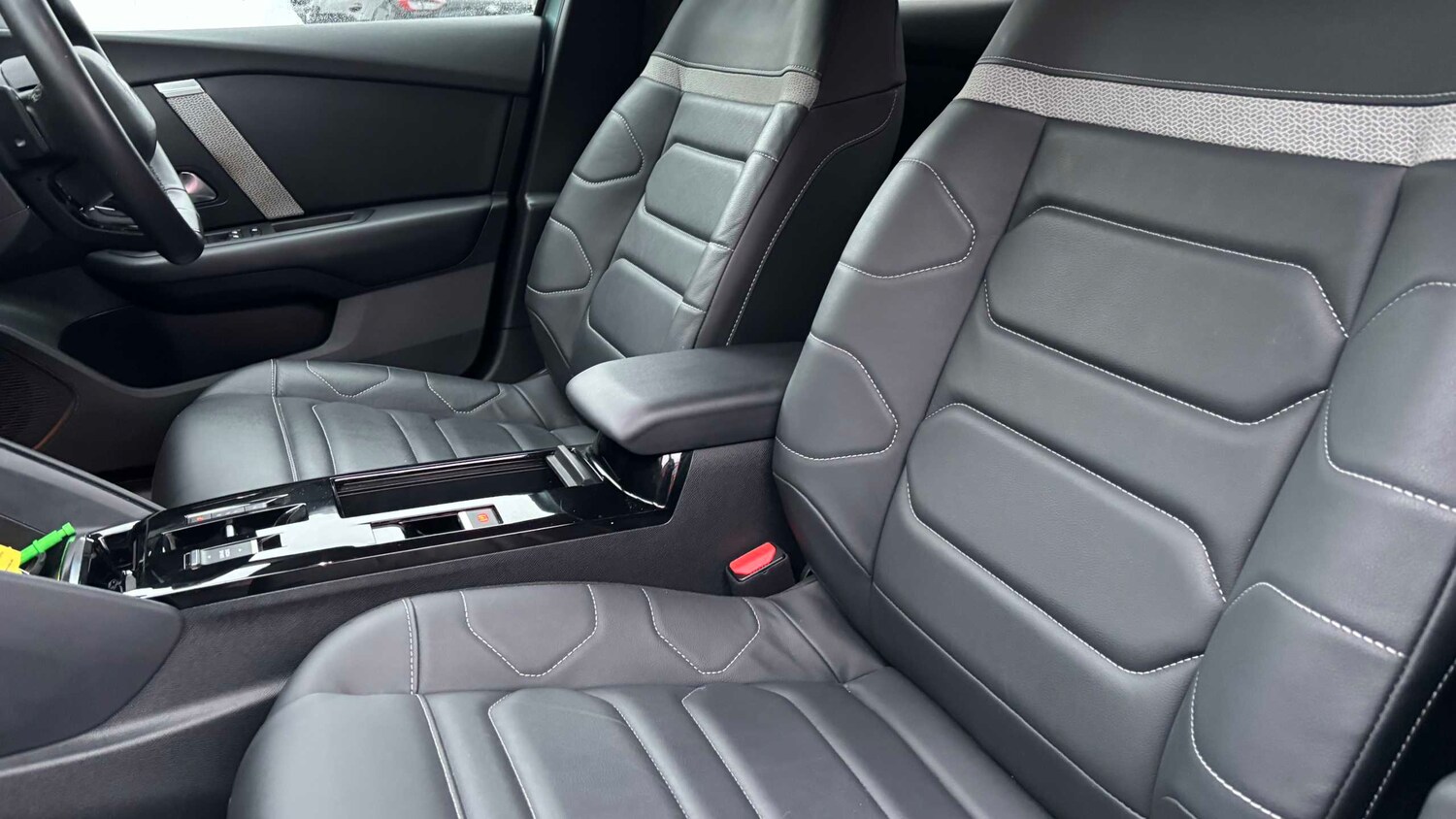 Used Citroen C4 2022 for sale - 76262513: Photo 15