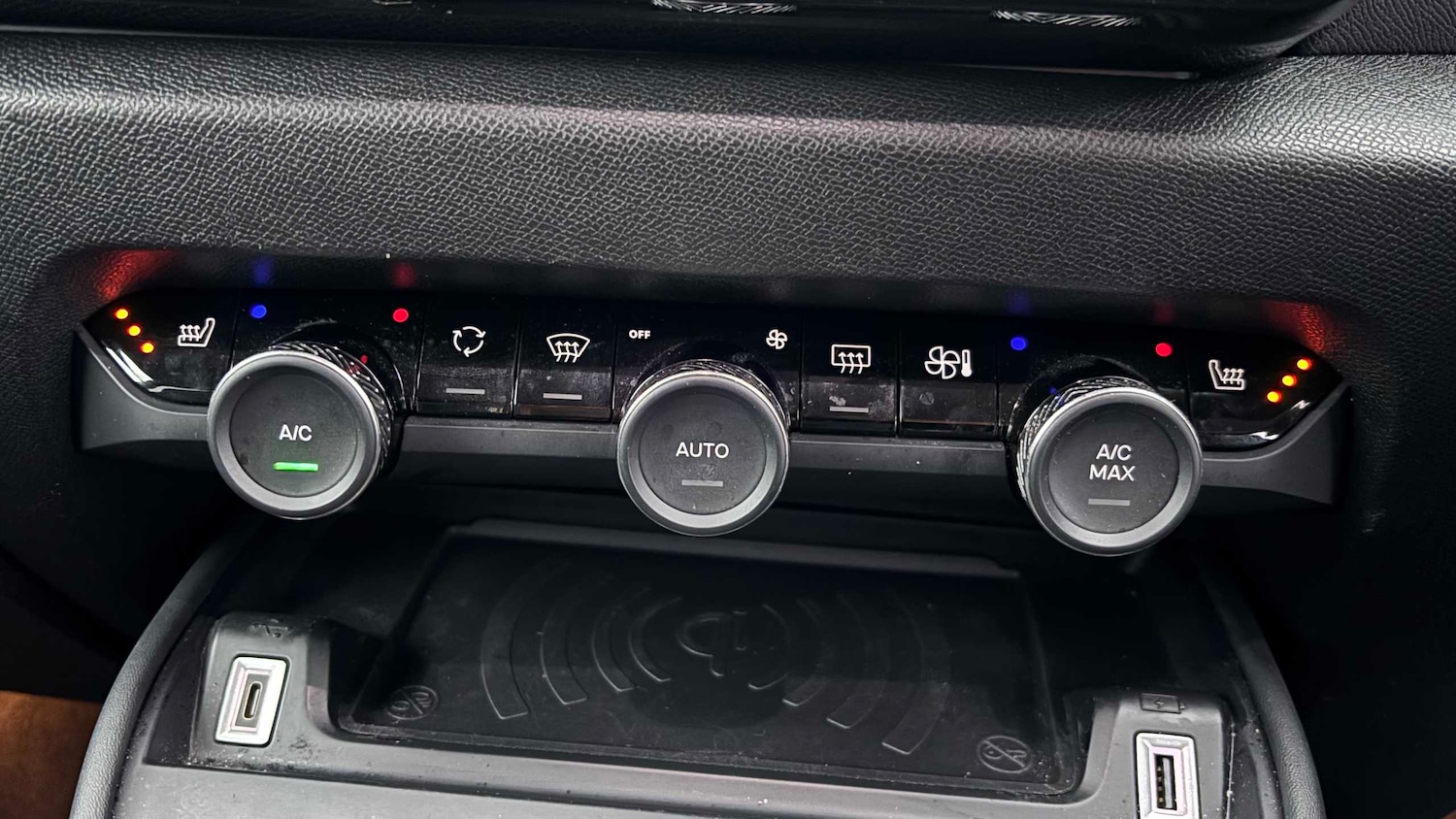 Used Citroen C4 2022 for sale - 76262513: Photo 33