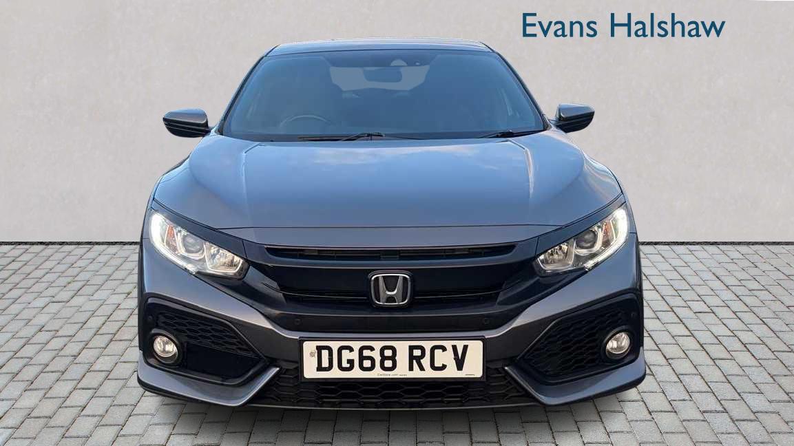 Used Honda Civic 2018 for sale - 77514425: Photo 2