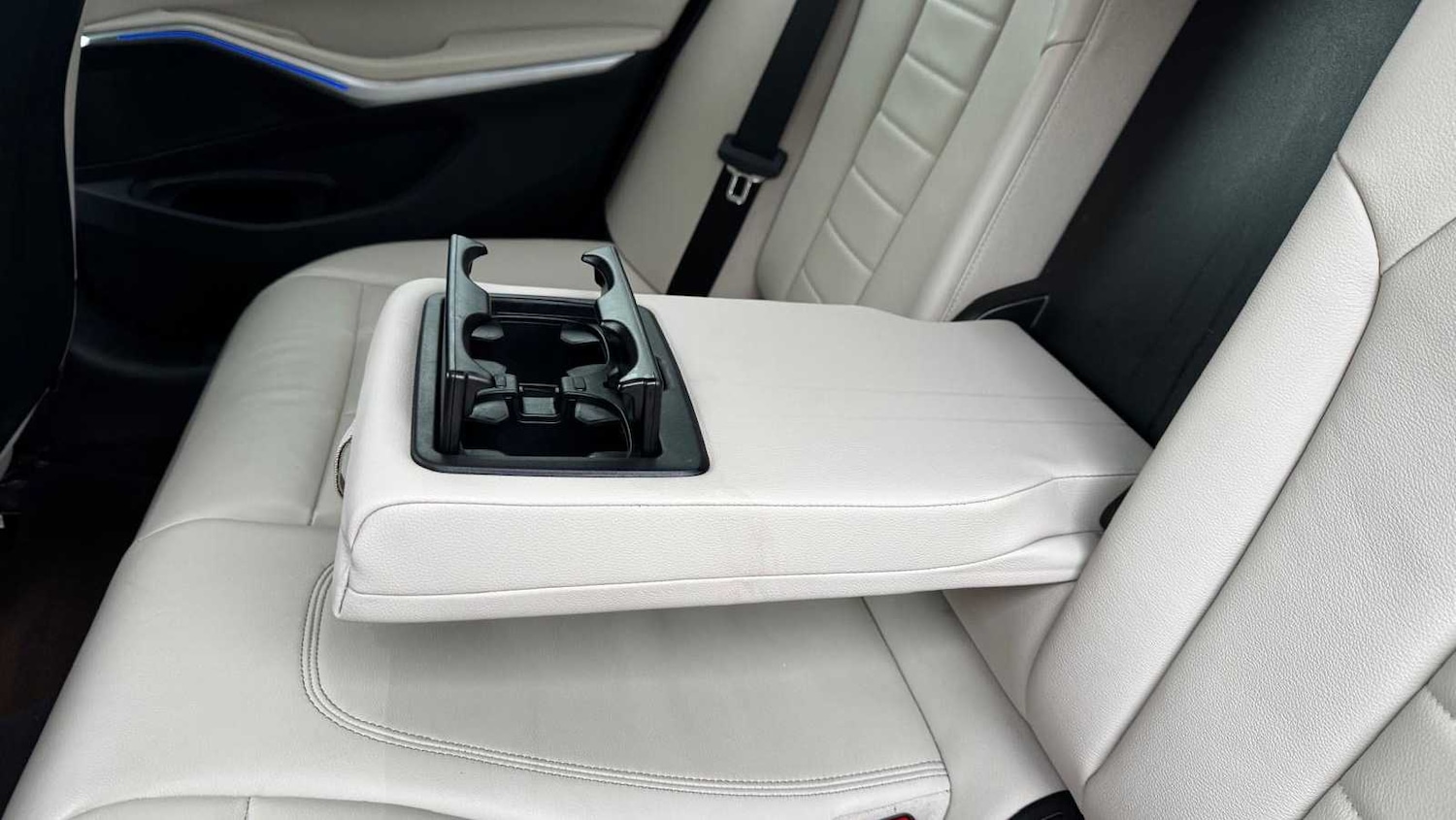 Used BMW 3 Series 2020 for sale - 77615390: Photo 11