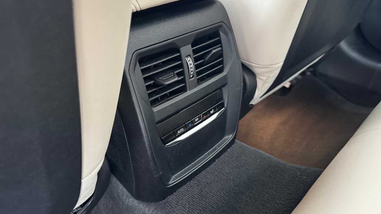 Used BMW 3 Series 2020 for sale - 77615390: Photo 12