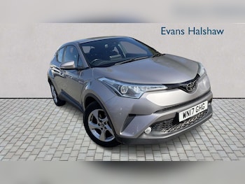 Used Toyota C-HR 2017 for sale - 78389047: Photo