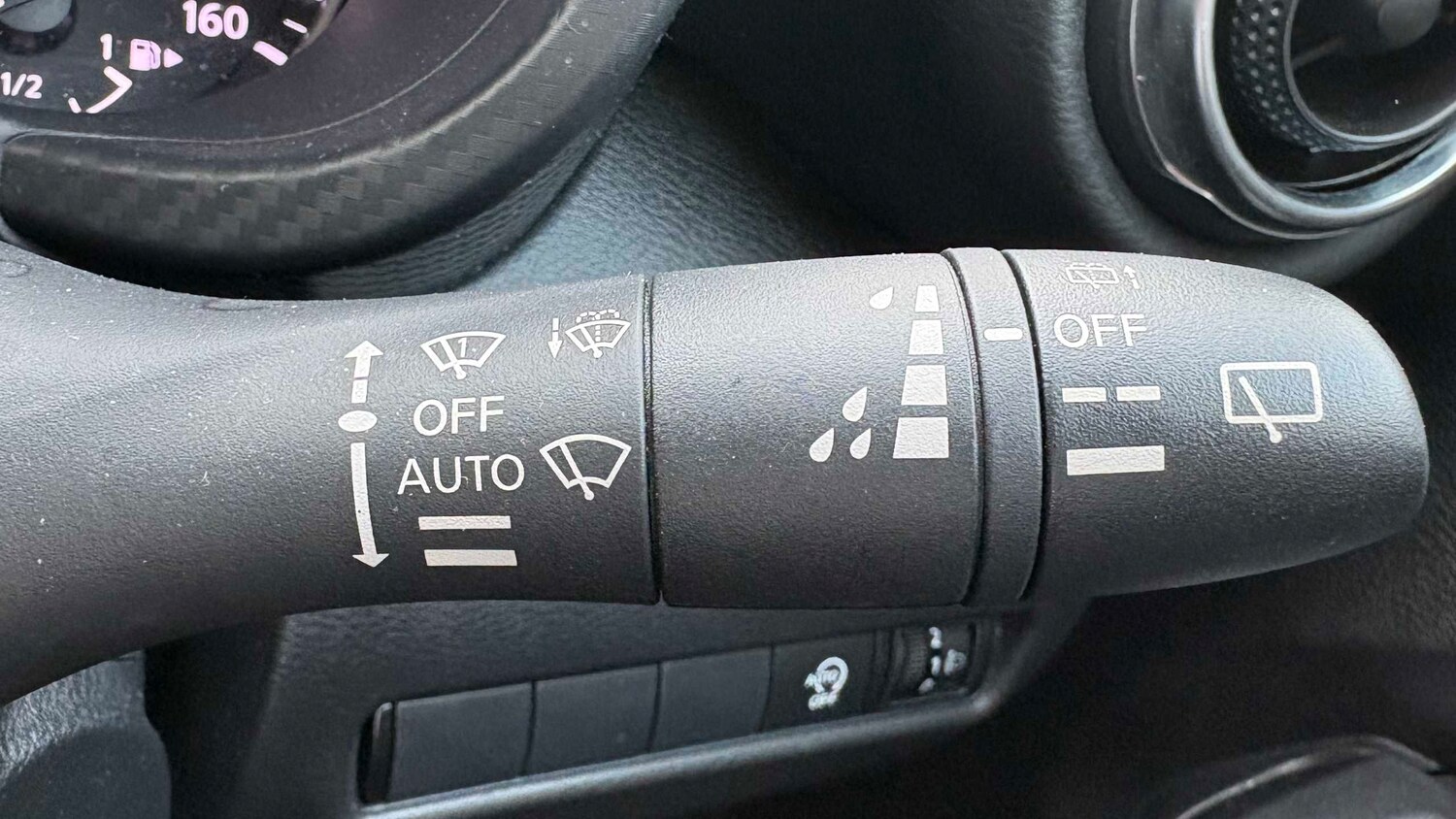 Used Nissan Juke 2024 for sale - 78104953: Photo 23