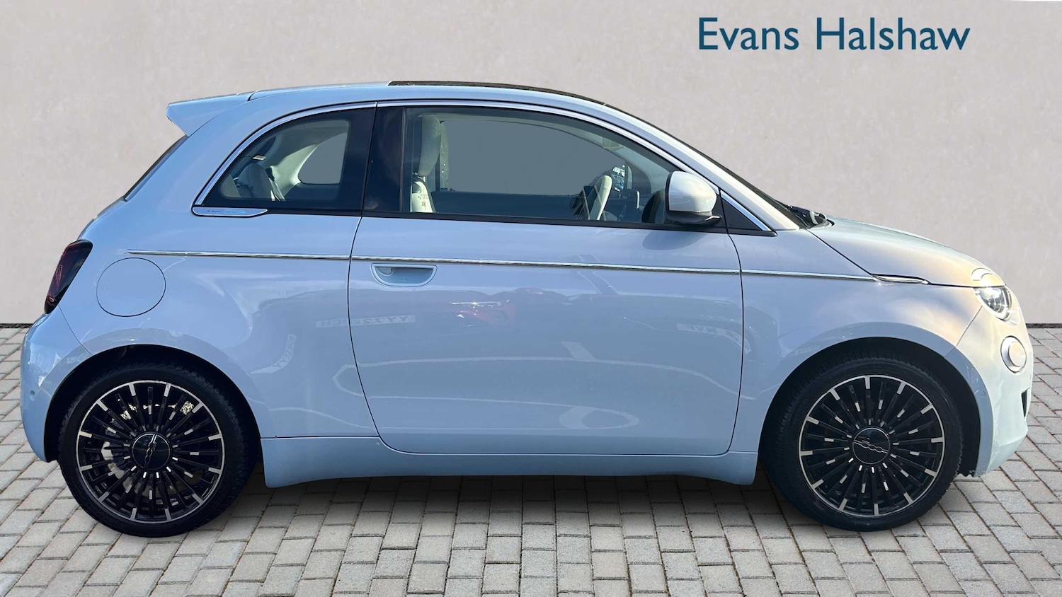 Used Fiat 500 2021 for sale - 77361323: Photo 3