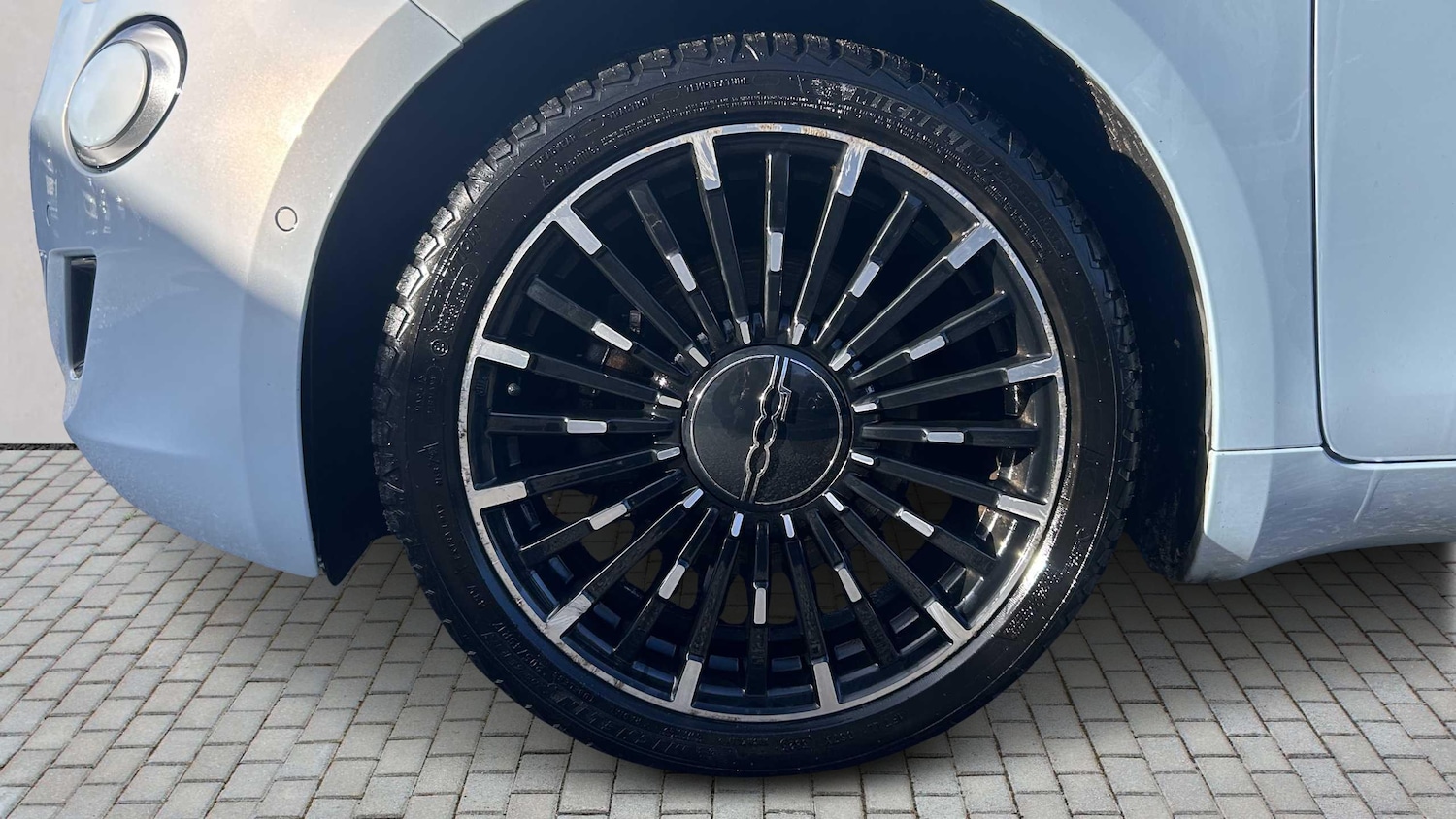 Used Fiat 500 2021 for sale - 77361323: Photo 5