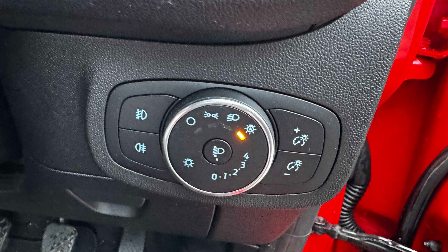 Used Ford Fiesta 2018 for sale - 77842498: Photo 21