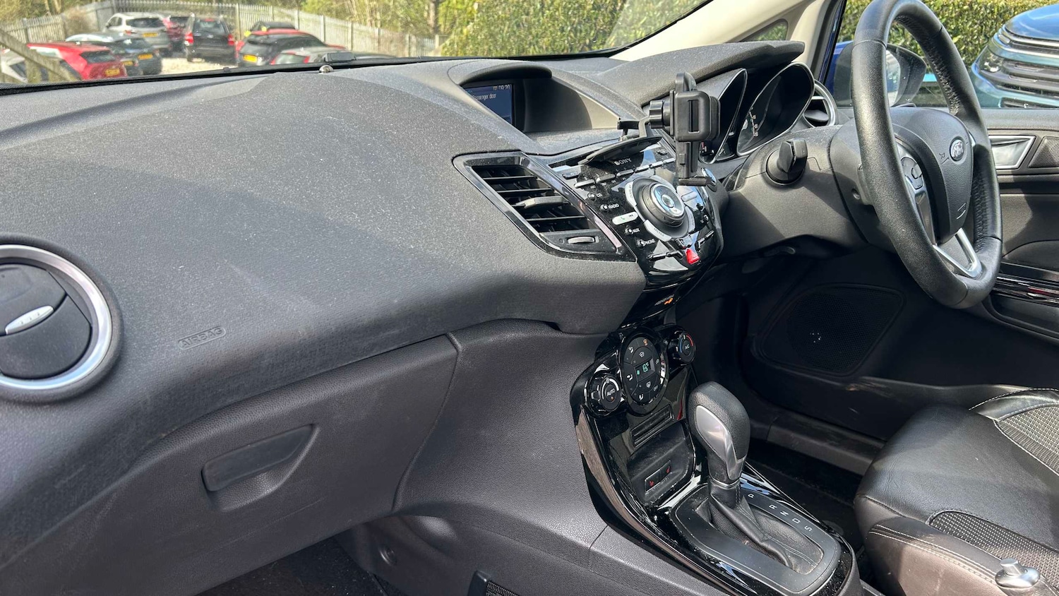 Used Ford Fiesta 2015 for sale - 78161547: Photo 24