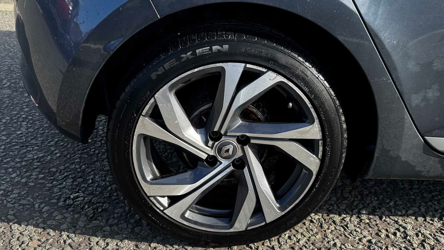 Used Renault Clio 2020 for sale - 78052078: Photo 10