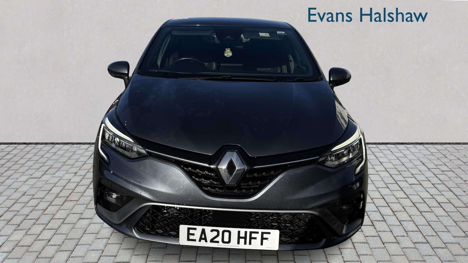 Used Renault Clio 2020 for sale - 78052078: Photo 2