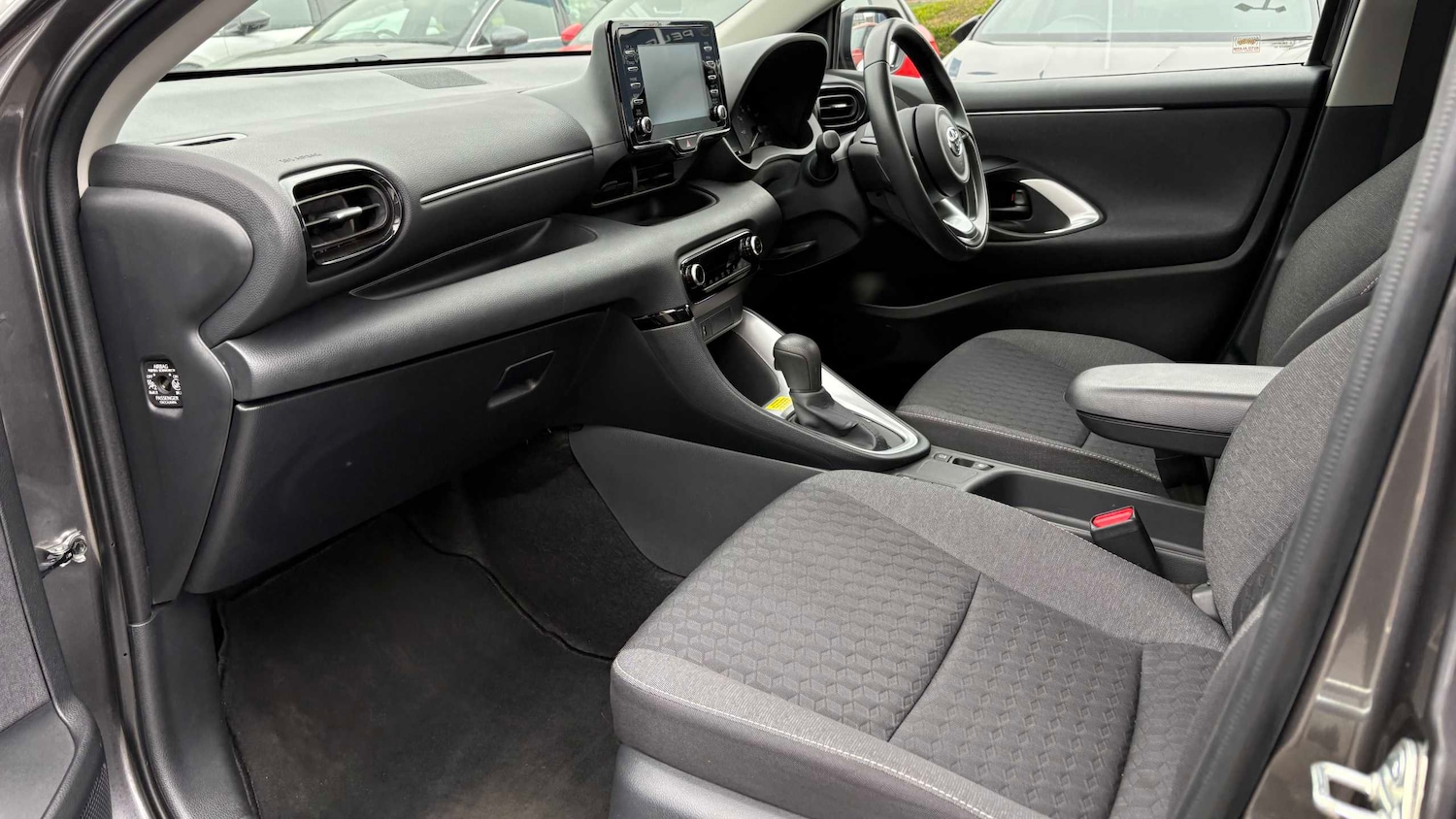 Used Toyota Yaris 2023 for sale - 77972613: Photo 13