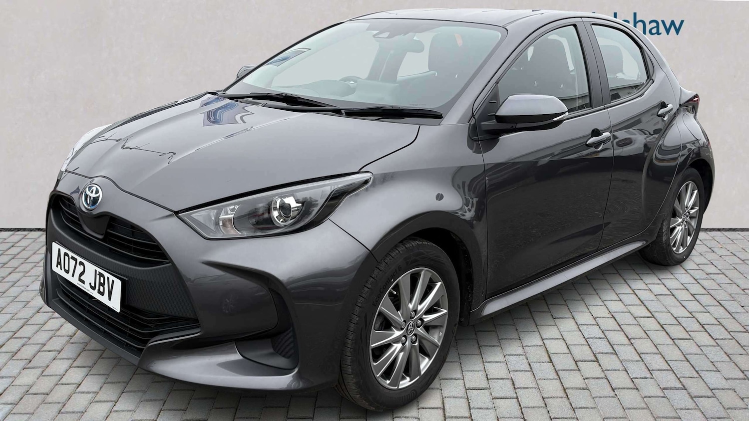 Used Toyota Yaris 2023 for sale - 77972613: Photo 2