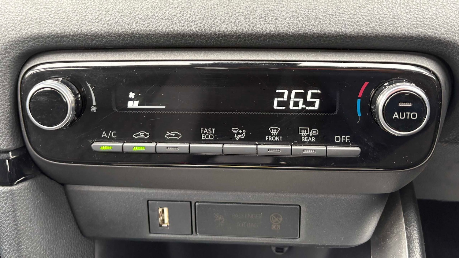 Used Toyota Yaris 2023 for sale - 77972613: Photo 28