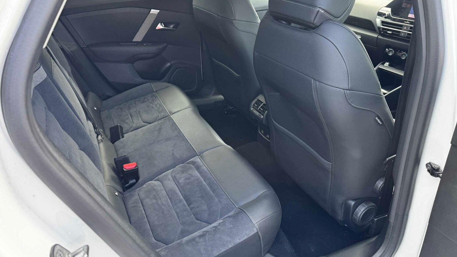 Used Citroen C4 2023 for sale - 77638468: Photo 19