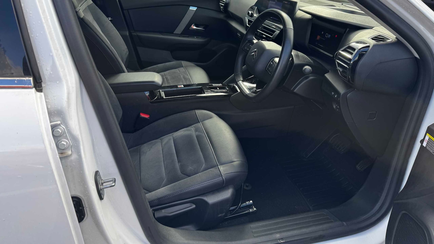 Used Citroen C4 2023 for sale - 77638468: Photo 21