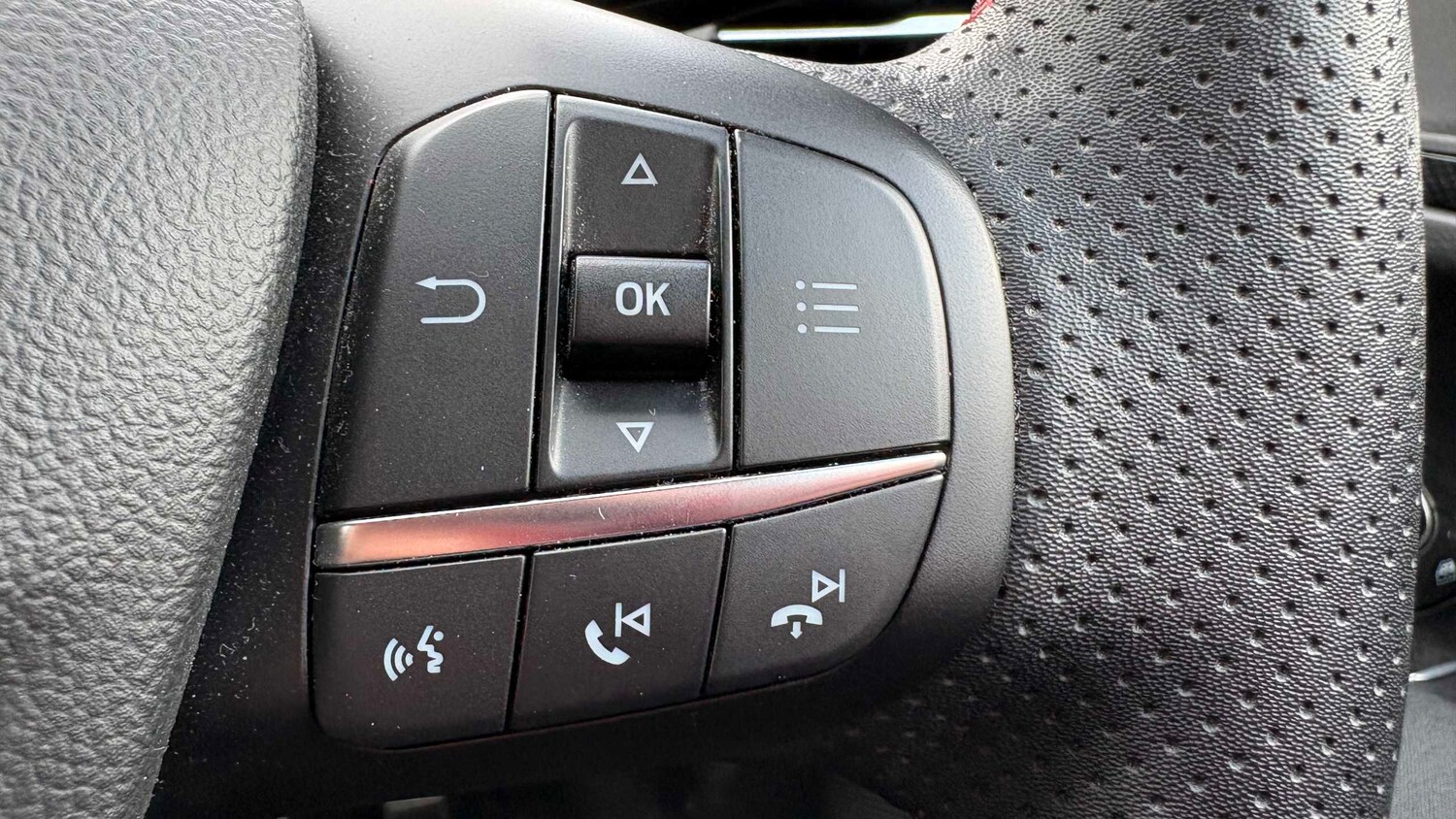 Used Ford Focus 2023 for sale - 78129566: Photo 19