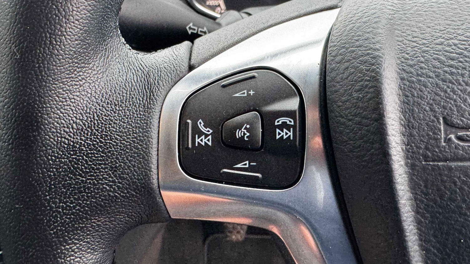 Used Ford Fiesta 2015 for sale - 77615541: Photo 25