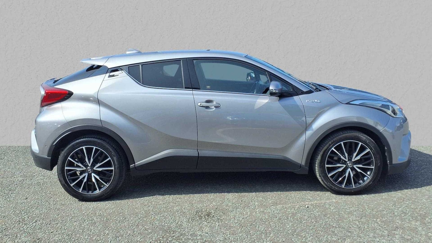 Used Toyota C-HR 2018 for sale - 76378786: Photo 5