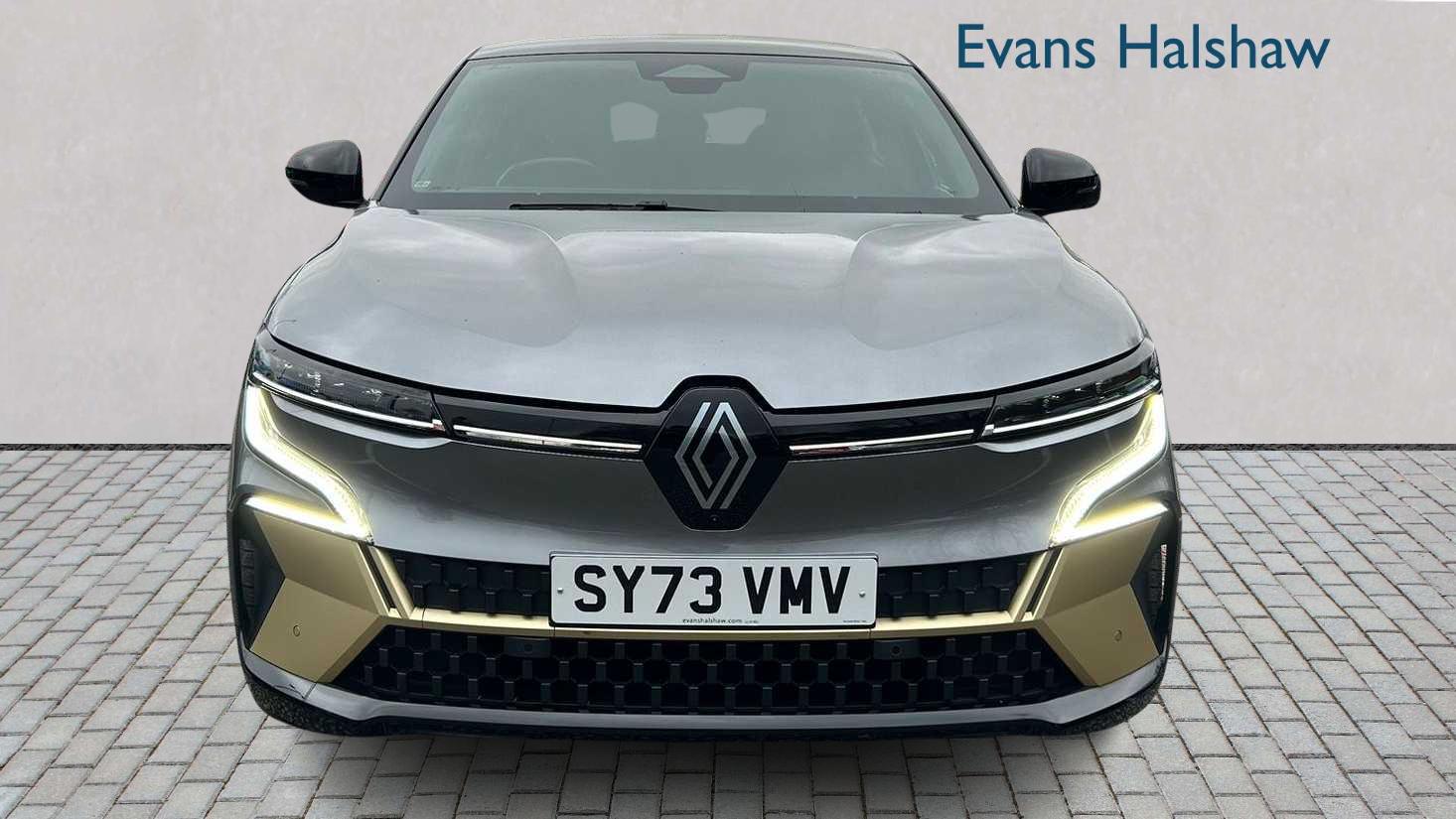 Used Renault Megane E Tech 2023 for sale - 77270110: Photo 2