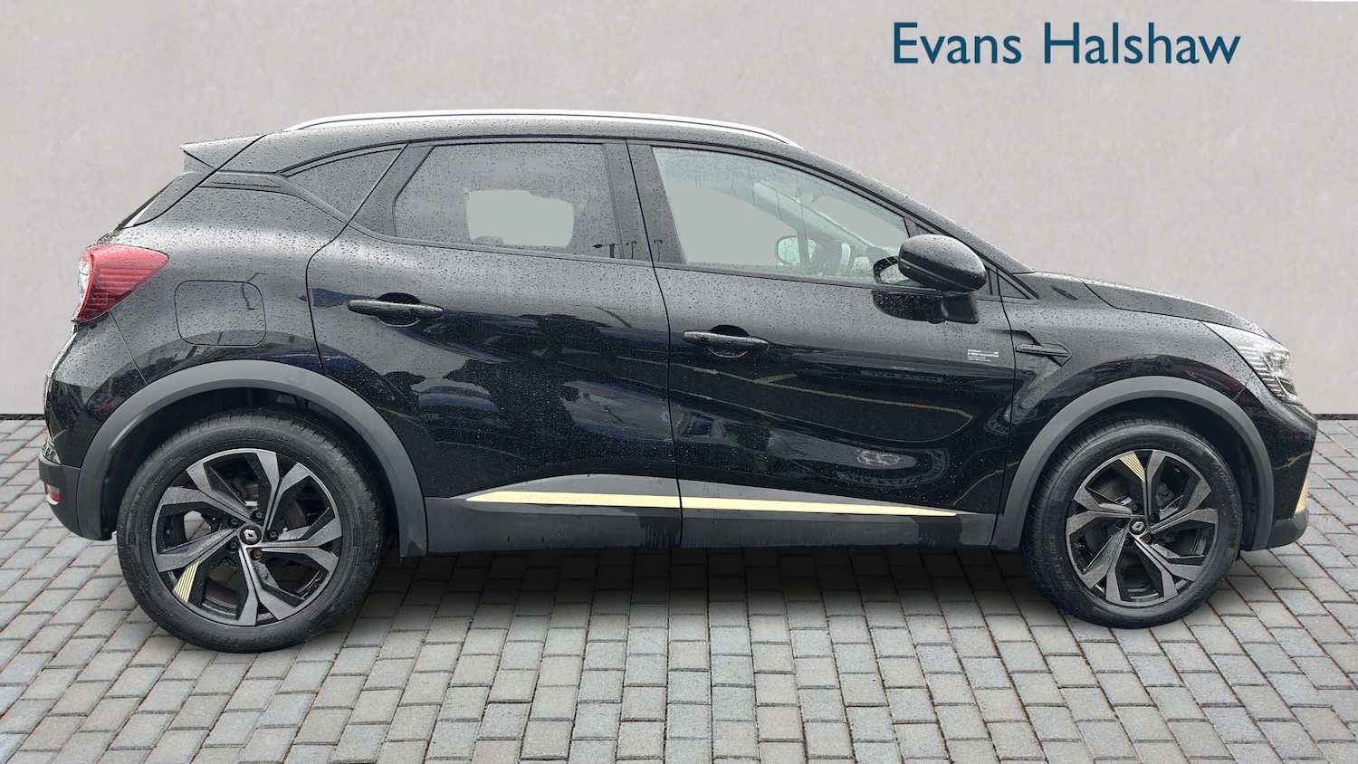 Used Renault Captur 2024 for sale - 76827563: Photo 15