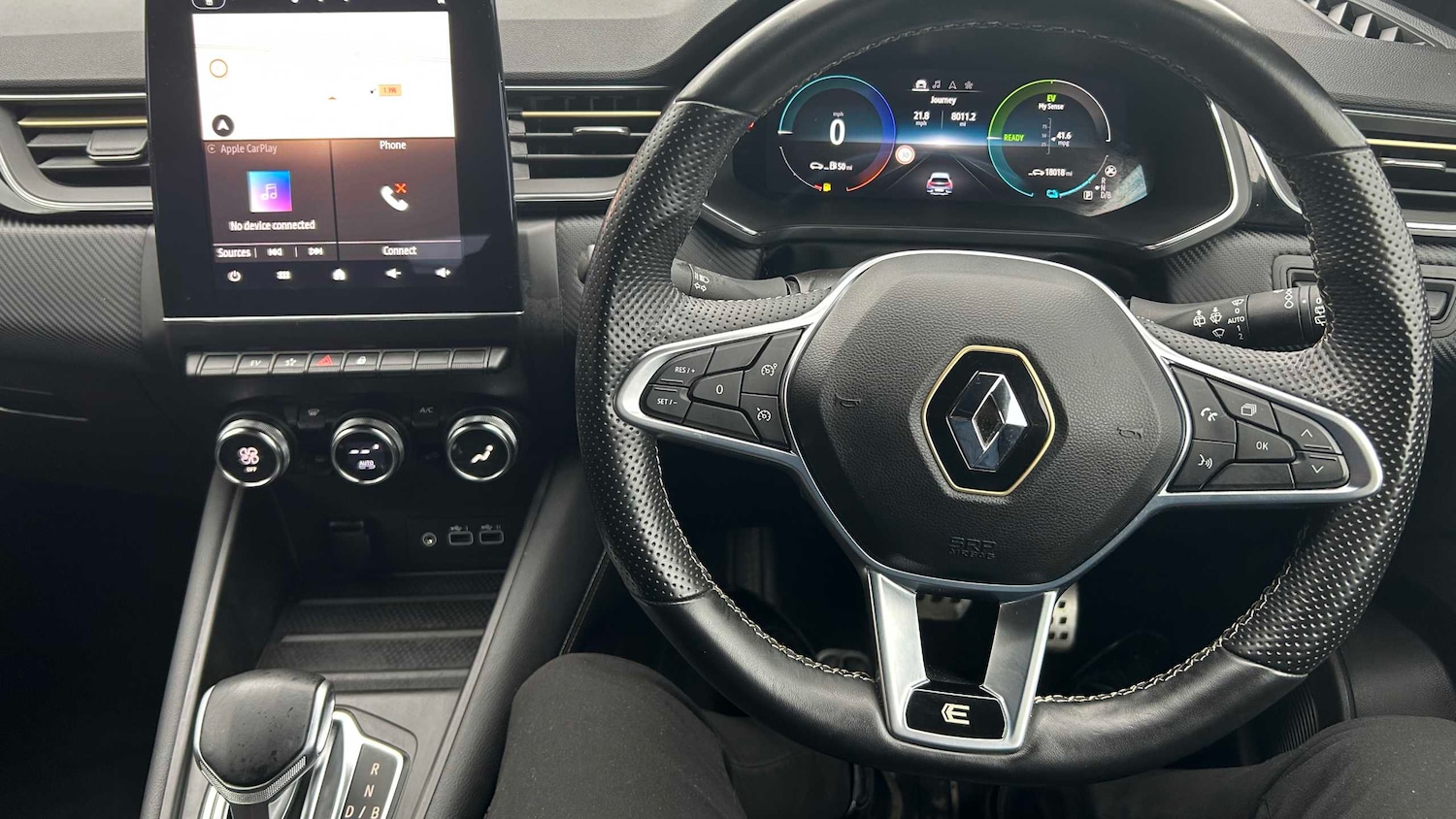 Used Renault Captur 2024 for sale - 76827563: Photo 28